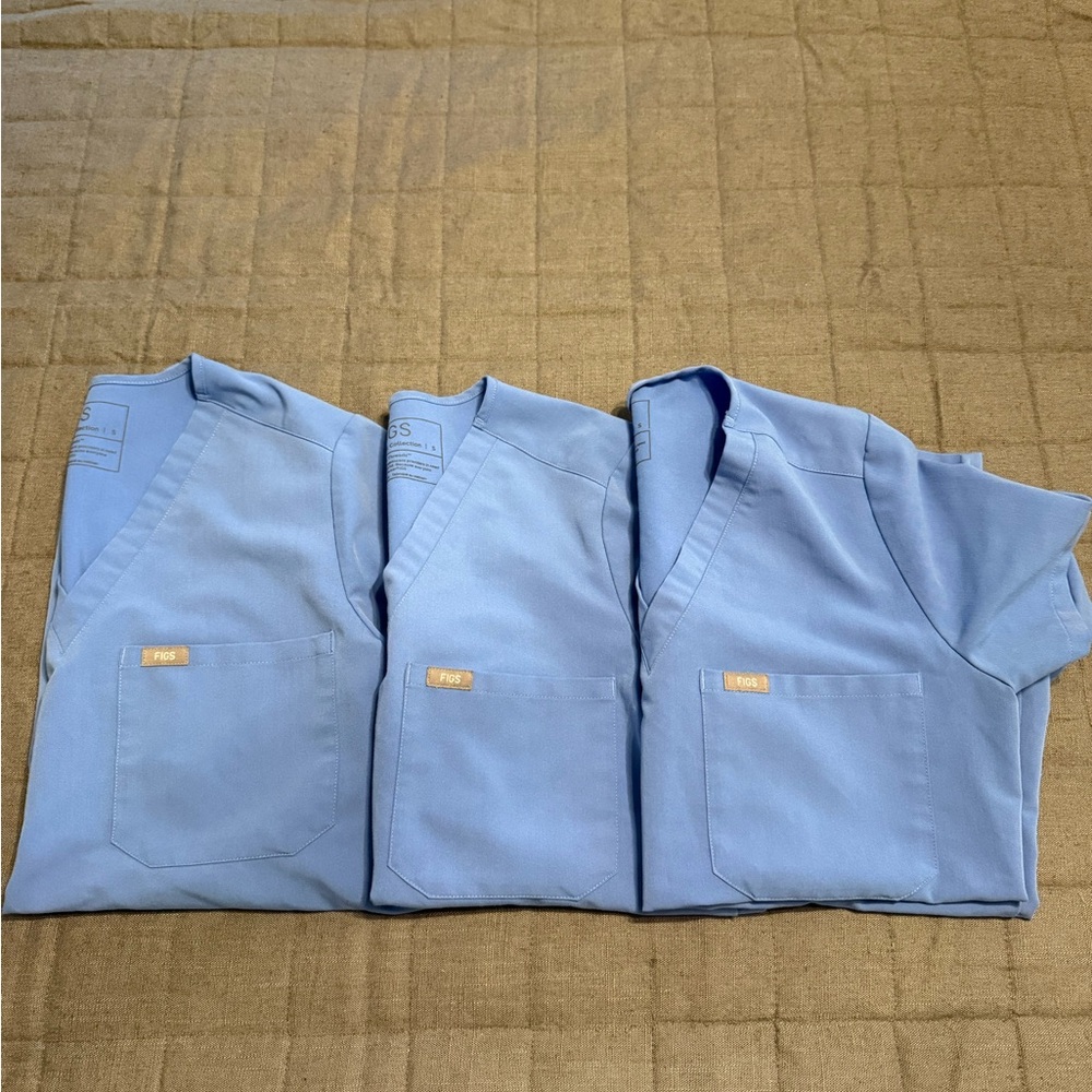 Figs Ceil Blue Women’s Scrub Top (Set of 3)